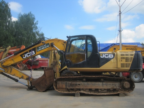 Гусеничный экскаватор JCB JS 220S 2012 купить в компании Рабочие Машины