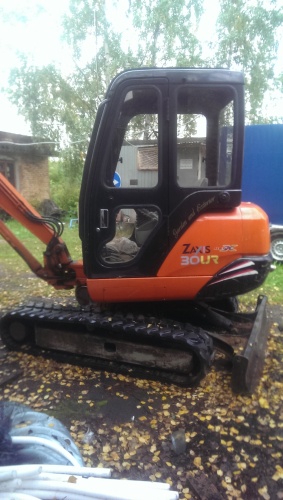 Мини - экскаватор гусеничный HITACHI EX 30 купить в компании Рабочие Машины