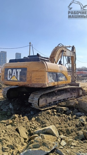 Гусеничный экскаватор CAT 324 DL купить в компании Рабочие Машины