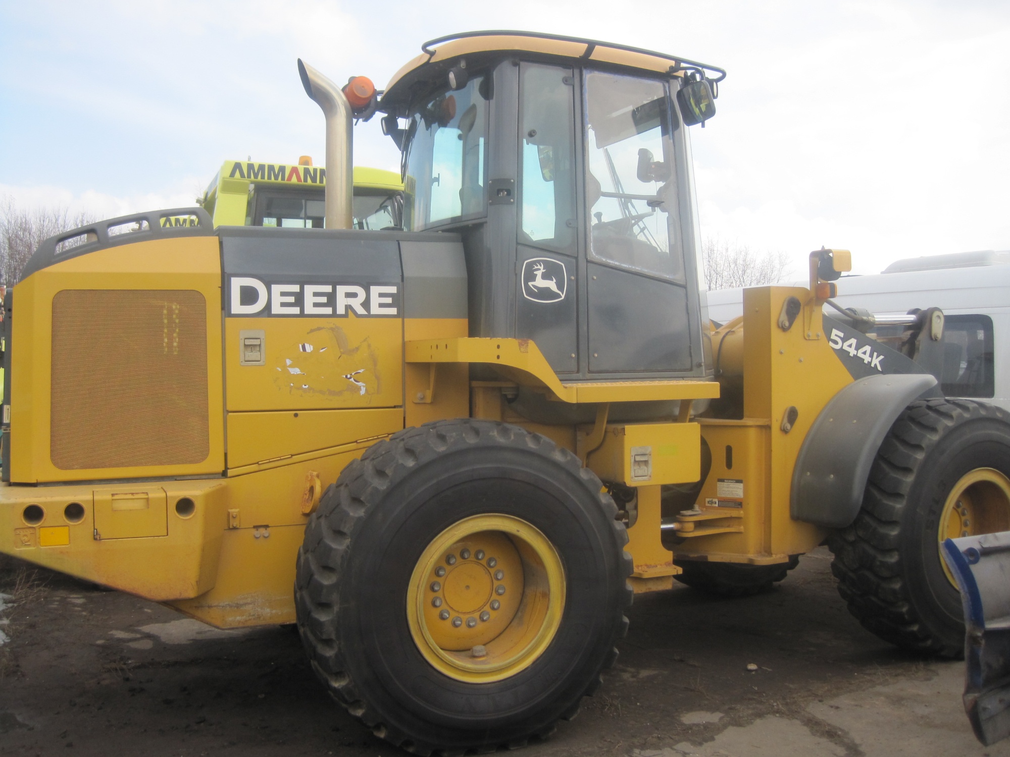 Фронтальный погрузчик JOHN DEERE 544K купить в компании Рабочие Машины