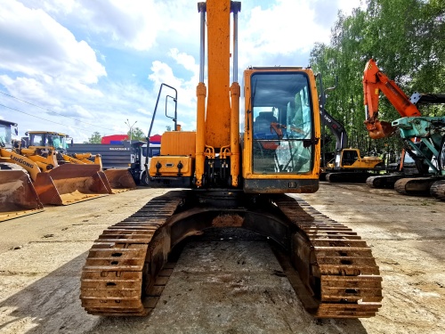 Гусеничный экскаватор HYUNDAI R210NLC-9 купить в компании Рабочие Машины