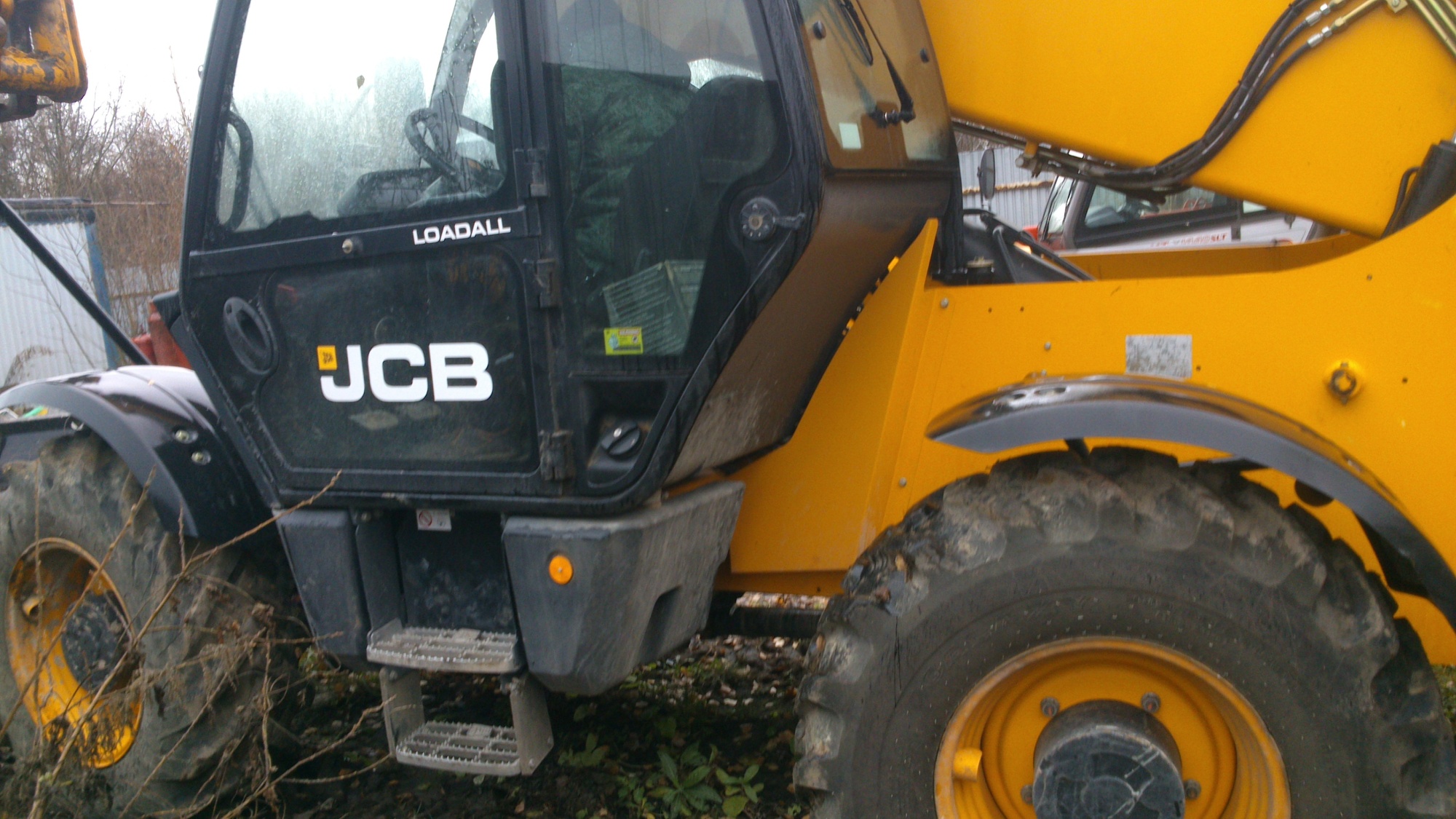 Телескопический погрузчик JCB 40170 купить в компании Рабочие Машины