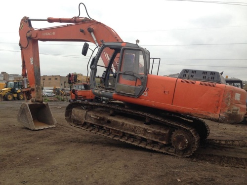 Гусеничный экскаватор HITACHI ZX 330 купить в компании Рабочие Машины