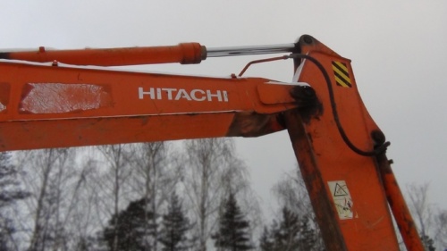 Гусеничный экскаватор HITACHI ZAXIS 200, 2005 купить в компании Рабочие Машины