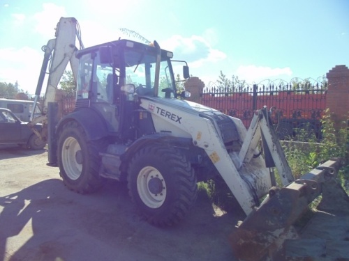 Экскаватор - погрузчик TEREX 860SX купить в компании Рабочие Машины