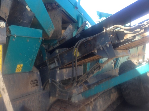 Грохот POWERSCREEN Chieftain 1400(Track) купить в компании Рабочие Машины