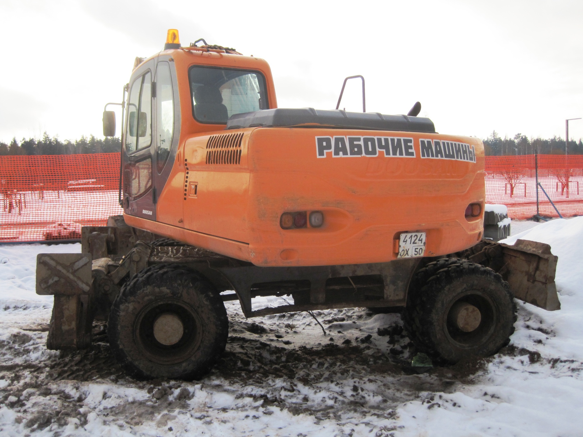 DOOSAN DX160W купить в компании Рабочие Машины