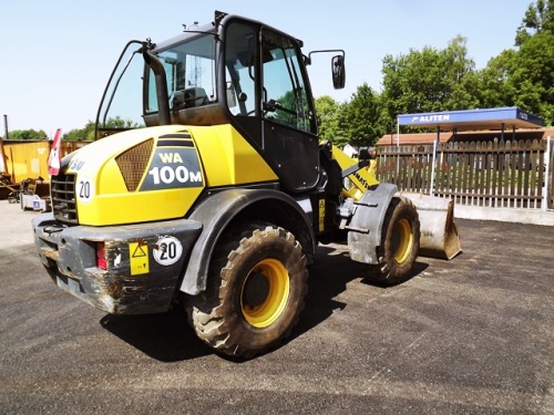 Фронтальный погрузчик Komatsu WA100M-5 купить в компании Рабочие Машины