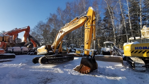 Гусеничный экскаватор Hyundai R 330 купить в компании Рабочие Машины