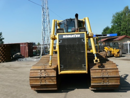 Бульдозер Komatsu D61PX-15ЕО купить в компании Рабочие Машины