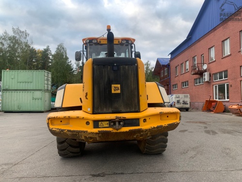 Фронтальный погрузчик JCB 456 купить в компании Рабочие Машины