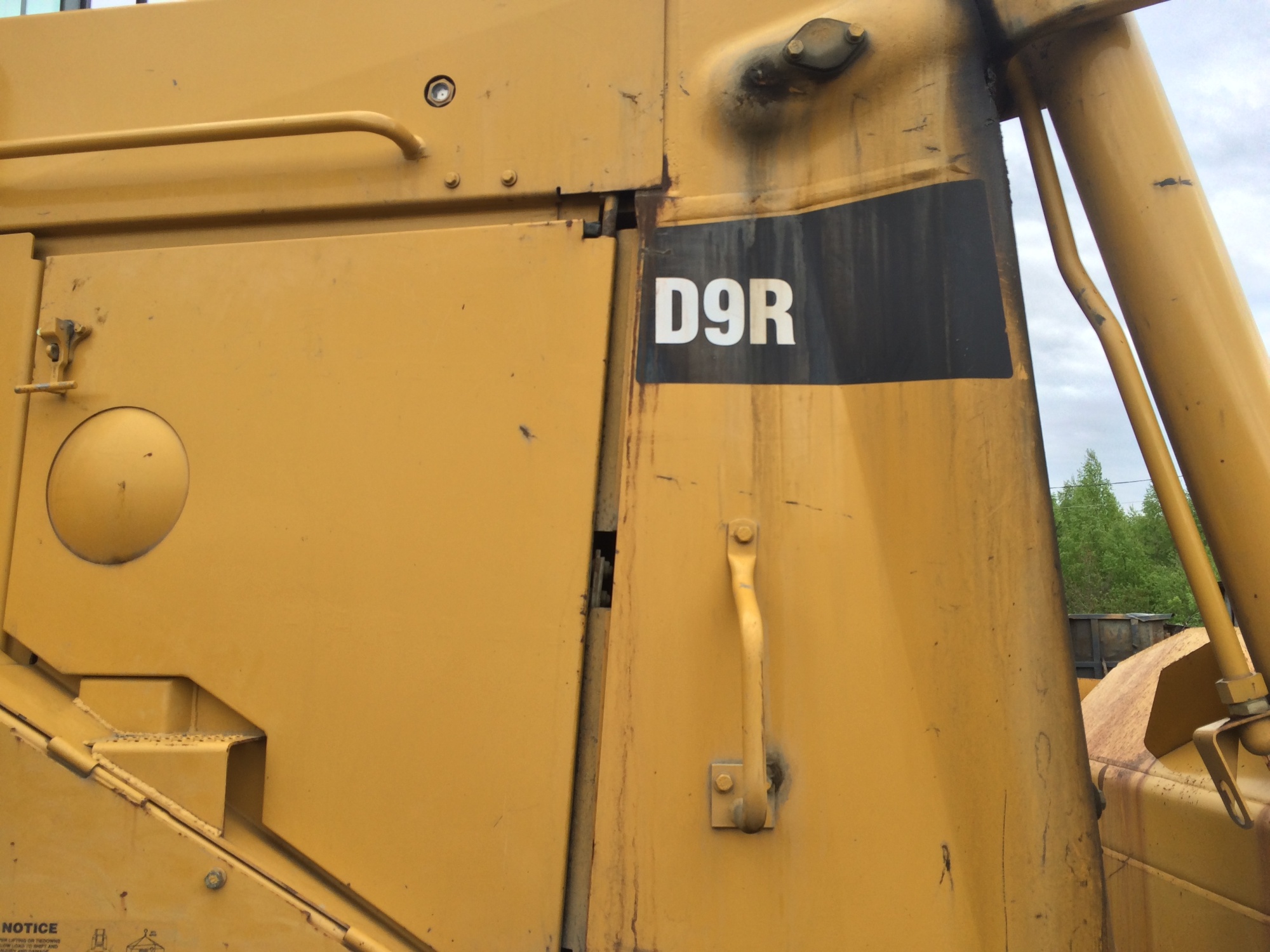 Бульдозер CATERPILLAR D 9R купить в компании Рабочие Машины