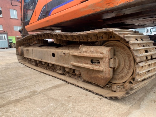 Экскаватор гусеничный DOOSAN 340LC купить в компании Рабочие Машины