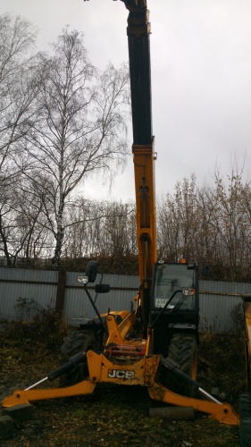 Телескопический погрузчик JCB 40170 купить в компании Рабочие Машины