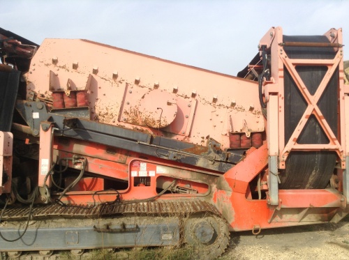 Грохот SANDVIK QE330 купить в компании Рабочие Машины