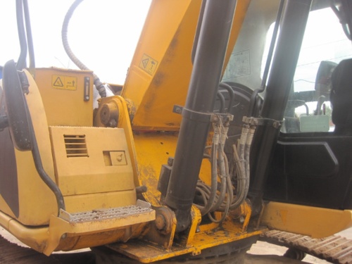 Гусеничный экскаватор JCB JS 220, 2012 г. купить в компании Рабочие Машины