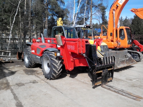 Телескопический погрузчик Manitou MT1740 купить в компании Рабочие Машины