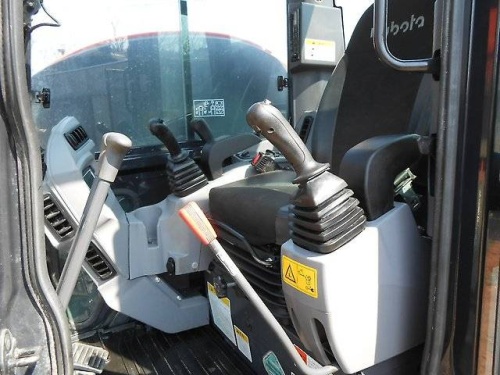 Мини-экскаватор KUBOTA U48-4 купить в компании Рабочие Машины