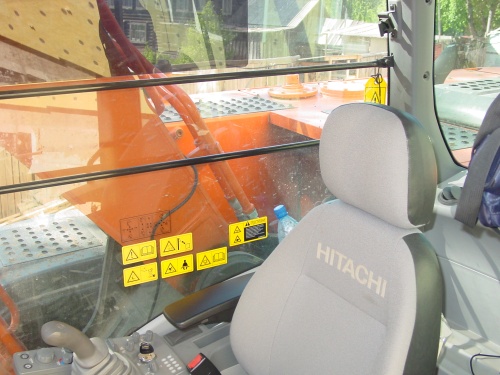 гусеничный экскаватор Hitachi ZX 200-5G купить в компании Рабочие Машины