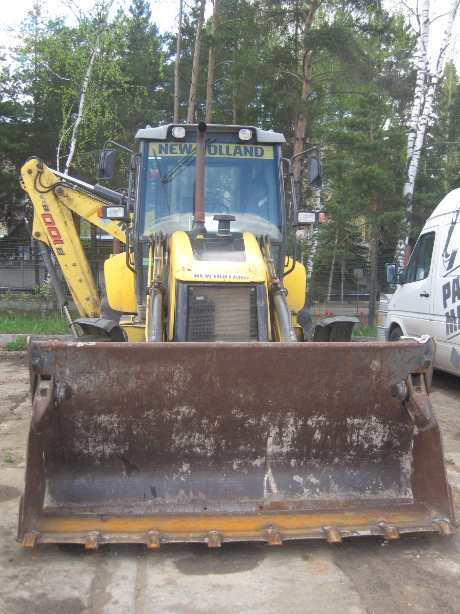 Экскаватор-погрузчик New Holland B100B купить в компании Рабочие Машины