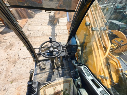  КОЛЕСНЫЙ ЭКСКАВАТОР HYUNDAI R180W-9S купить в компании Рабочие Машины
