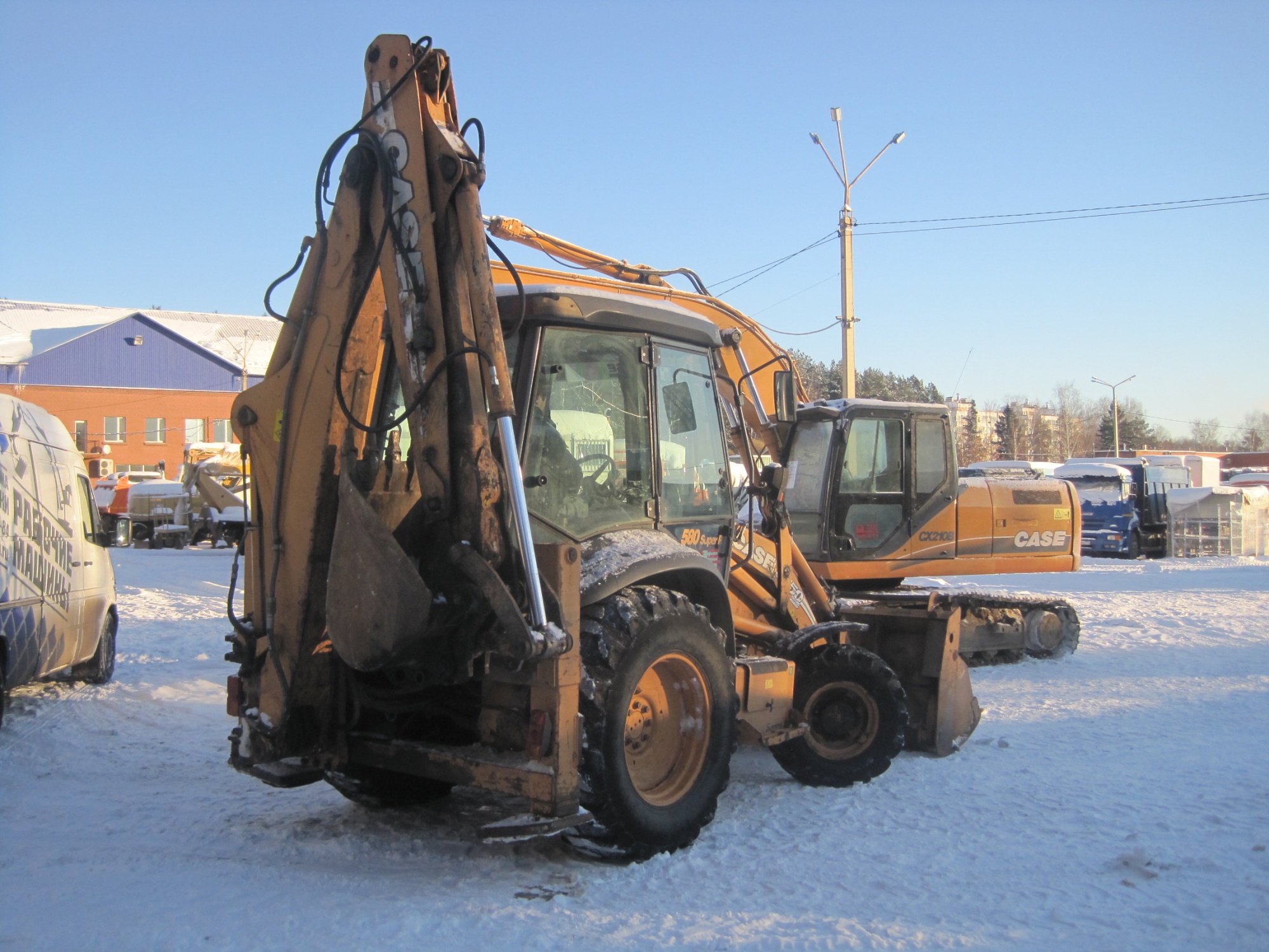 Экскаватор - погрузчик CASE 580SR MS4PTC купить в компании Рабочие Машины