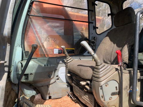 Гусеничный экскаватор Hitachi EX200 купить в компании Рабочие Машины