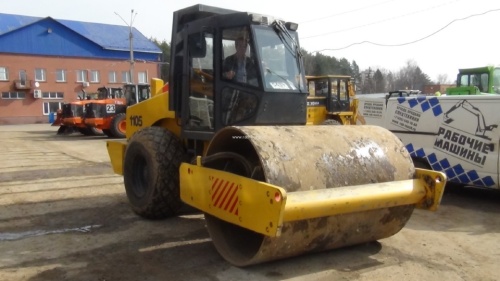 Каток дорожный JCB VIBROMAX W105D, 2000 купить в компании Рабочие Машины