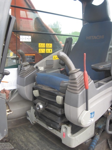 Гусеничный экскаваторHITACHIZX400LCH-3 купить в компании Рабочие Машины