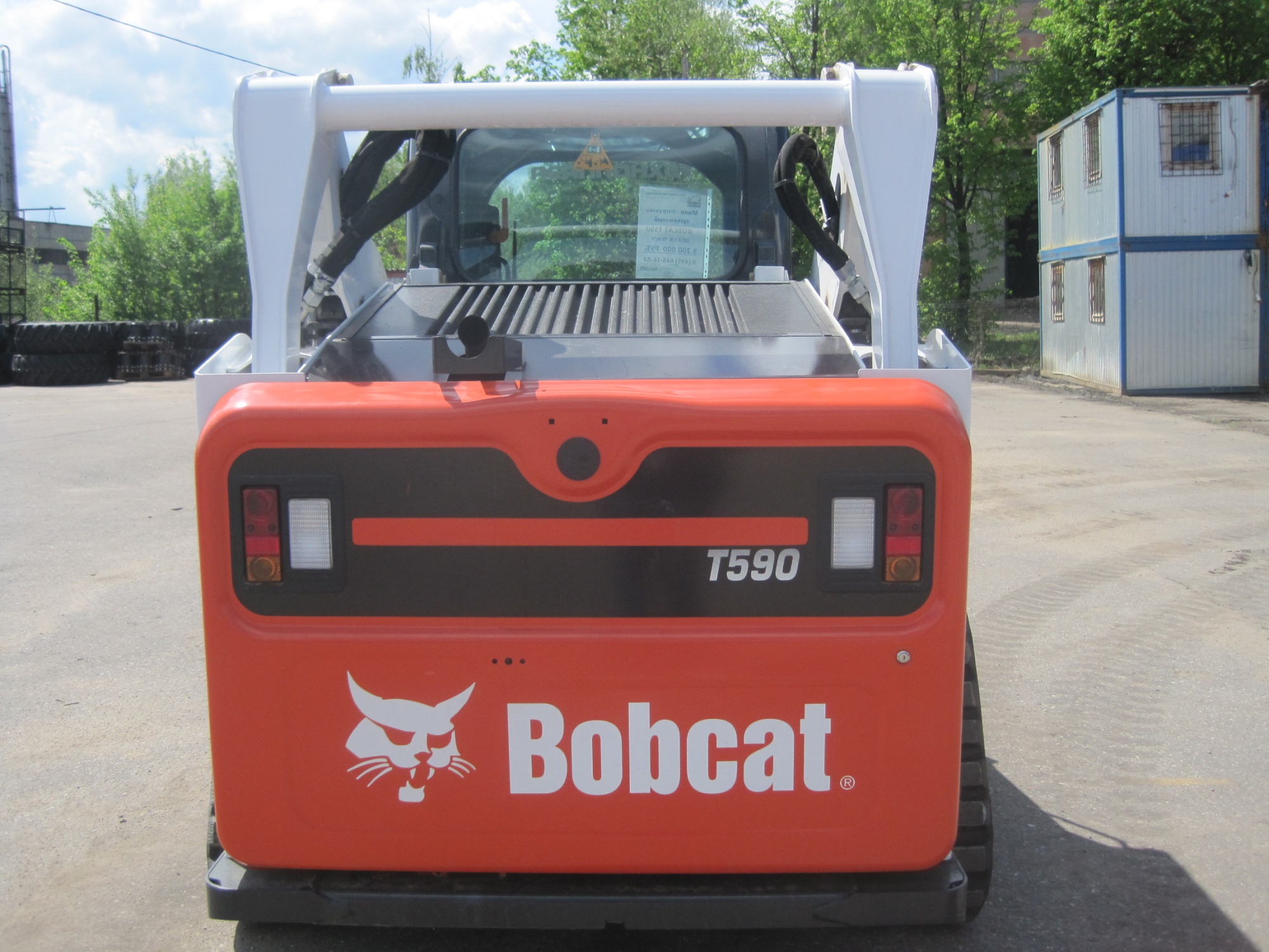 Мини - погрузчик гусеничный BOBCAT T590 2014 года купить в компании Рабочие Машины