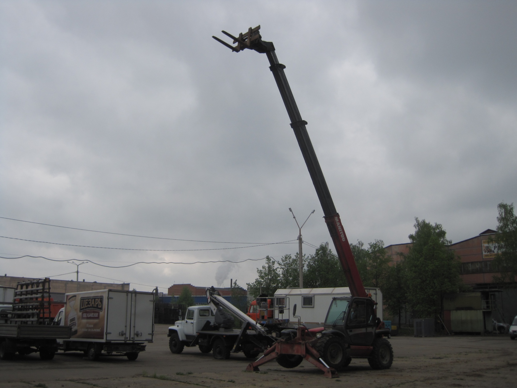 Телескопический погрузчик MANITOU MT-X 17.40 SLT купить в компании Рабочие Машины