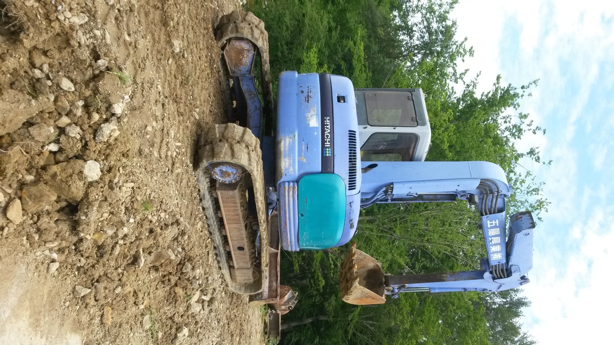 мини-экскаватор Hitachi EX75UR купить в компании Рабочие Машины