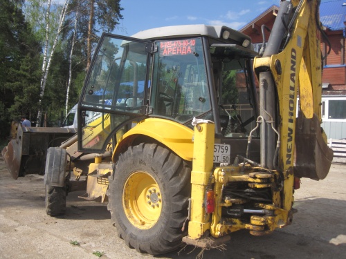 Экскаватор-погрузчик New Holland B100B купить в компании Рабочие Машины