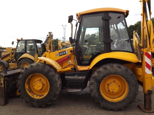 ЭКСКАВАТОР-ПОГрузчик JCB 4CX купить в компании Рабочие Машины