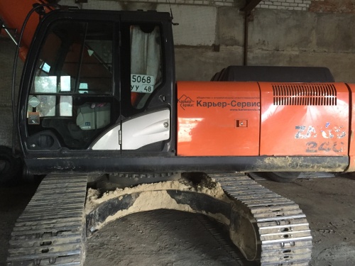 Гусеничный экскаватор HITACHI ZX 240K купить в компании Рабочие Машины