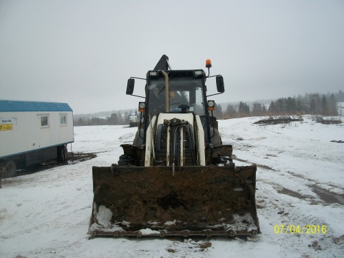 Экскаватор-погрузчик TEREX 815 купить в компании Рабочие Машины