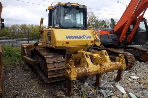 Бульдозер KOMATSU D65 EX-16 2013 г/в купить в компании Рабочие Машины