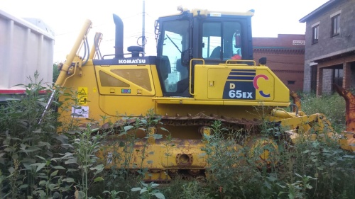 Бульдозер KOMATSU D65EX-16 купить в компании Рабочие Машины