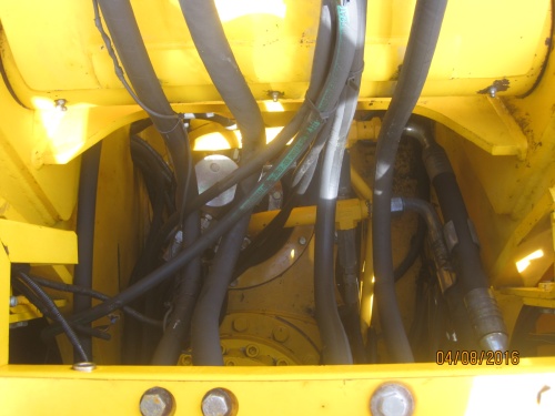 Колесный экскаватор JCB JS175W купить в компании Рабочие Машины