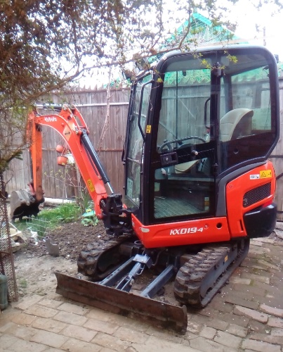 Мини-экскаватор KUBOTA KX019-4 купить в компании Рабочие Машины