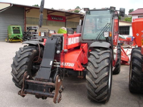 Телескопический погрузчик Manitou  MLT  741-120 LSU купить в компании Рабочие Машины