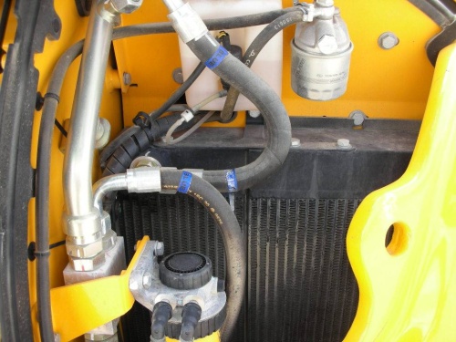 Мини-экскаватор JCB 8065 RTS купить в компании Рабочие Машины