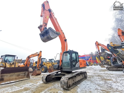 Гусеничный экскаватор HITACHI ZX240-5G 2018 купить в компании Рабочие Машины